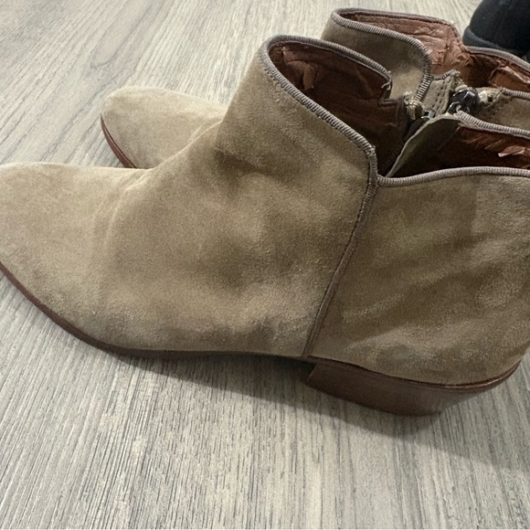 Sam Edelman Women’s Size 8.5 Ankle Boots Petty Putty Suede Bootie Beige Shoe - Picture 10 of 11